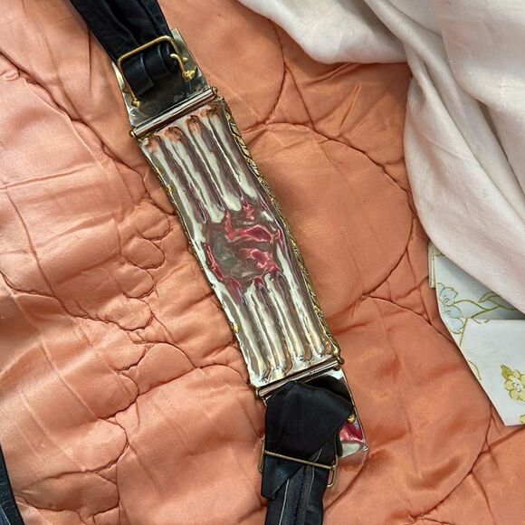 Unique Vintage 80s silver & gold statement belt with black leather band - Picture 7 of 9